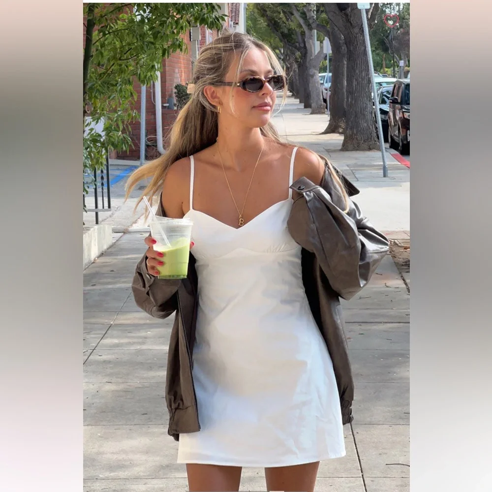 beginning boutique white mini dress - Picture 4 of 9